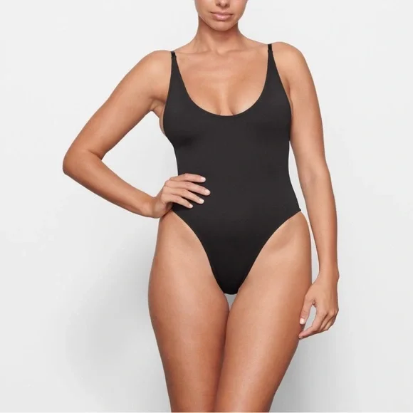 Skims Recycled Scoop One Piece Swim - Picture 1 of 4